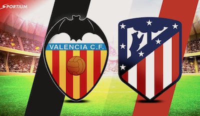 El escudo del Valencia y el Atletico que miden sus fuerzas en La Liga